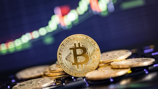 Steht Bitcoin ein 90%-Anstieg bevor? Analyst sieht Tiefpunkt als Inflationsdaten im Fokus