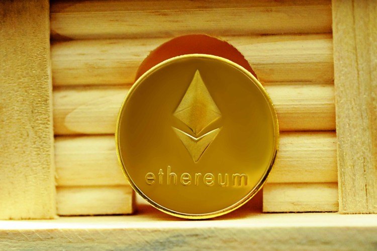Ethereum Flashes Golden Cross On Daily Chart – Is A New ATH Within Reach?